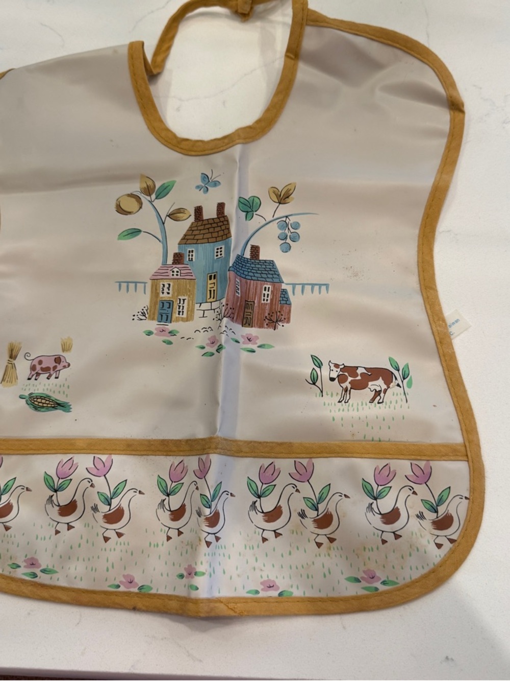 SUPER RARE**   Original Vintage Hartland Vinyl Baby Bib